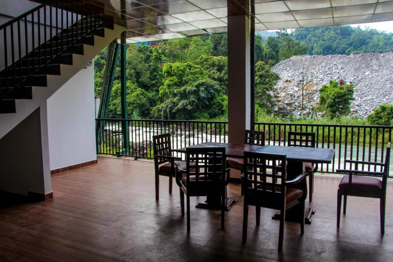 Adventure Base Camp Hotel Kitulgala Exterior photo